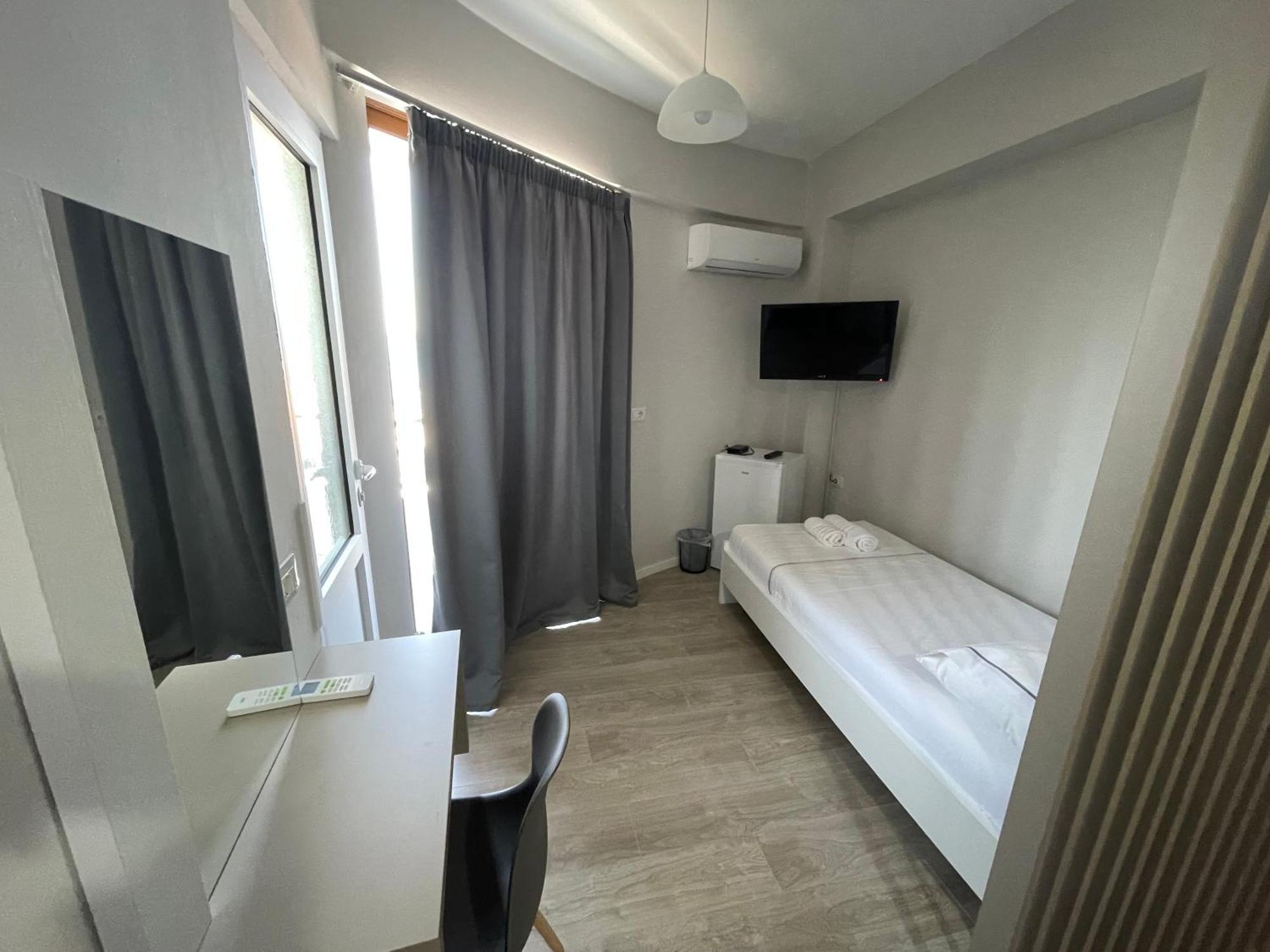 Hotel Cakalli Sarandë Exterior foto